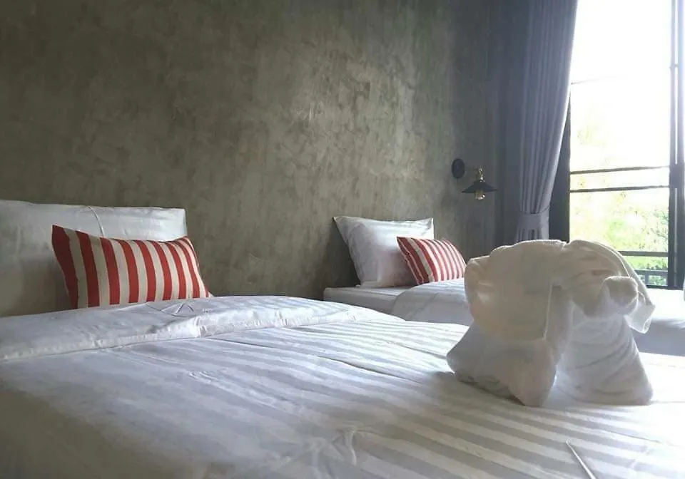 Lanta Chaolay Hostel Koh Lanta Thailand